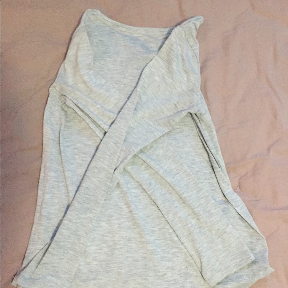 Athletic top - Picture 2 of 3